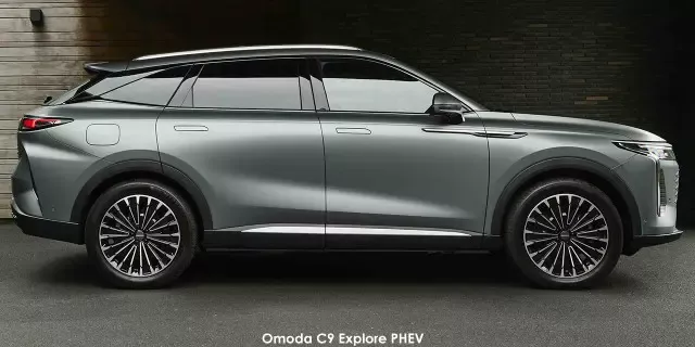 Omoda C9 1.5T PHEV Explore AWD 2026